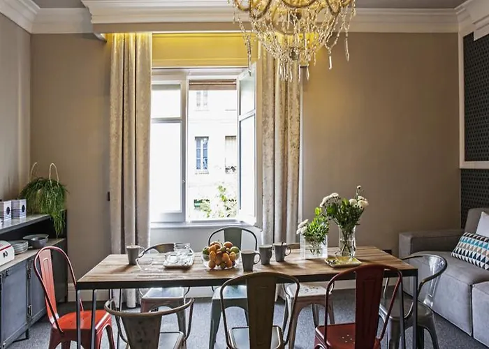 Ainb B&B Eixample-Muntaner